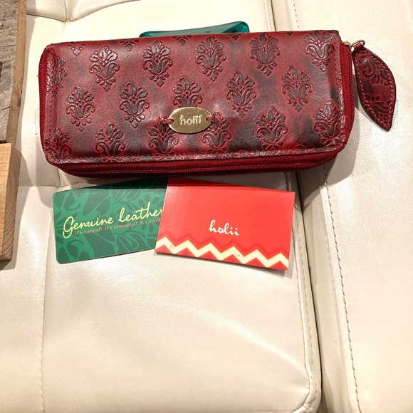 Holii clutches clearance